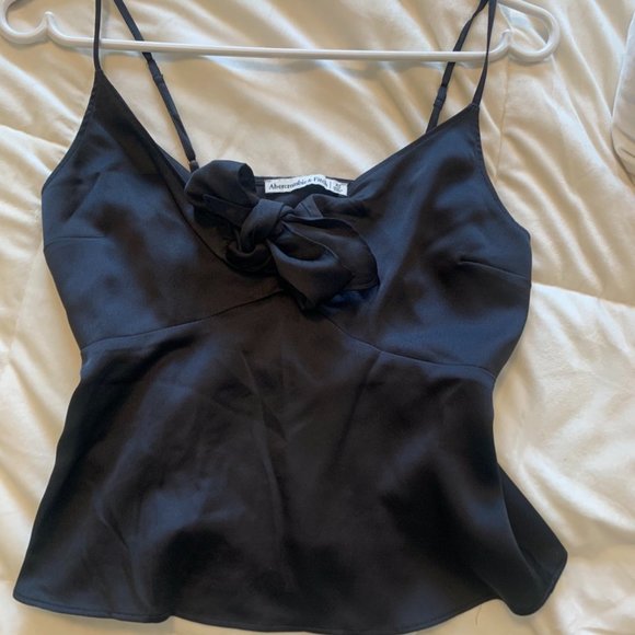 Abercrombie & Fitch Satin Front-Tie Cami - Picture 5 of 5